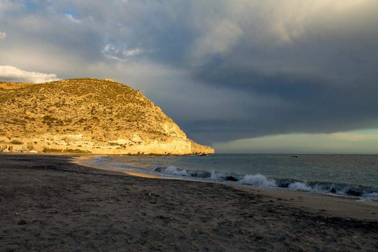 La Palmera. El Amanecer En El Parque Natural Агуа Амарга Екстериор снимка